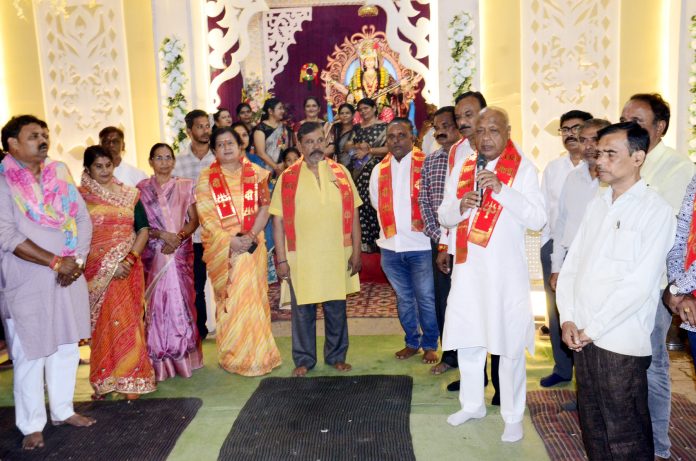 24 Oct Sharda Mahaprasad Photo-1
